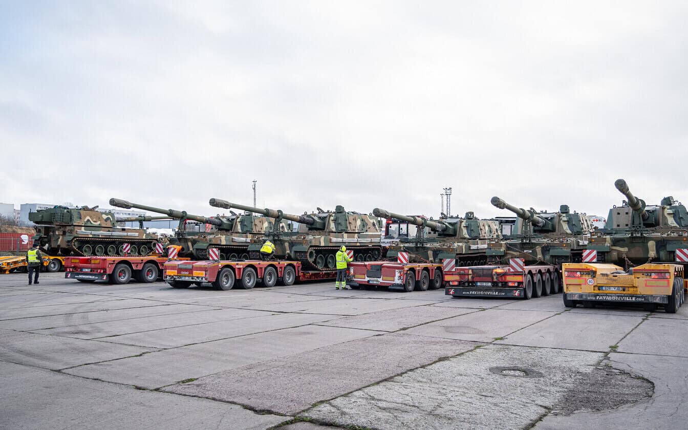 Six new K9 Thunder self-propelled guns have been delivered to Estonia. Photo by Hendrik TaliRKIK