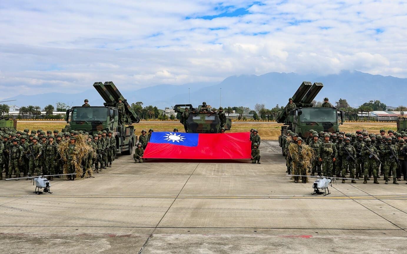 Трамп готується схвалити постачання зброї Тайваню на $14 млрд