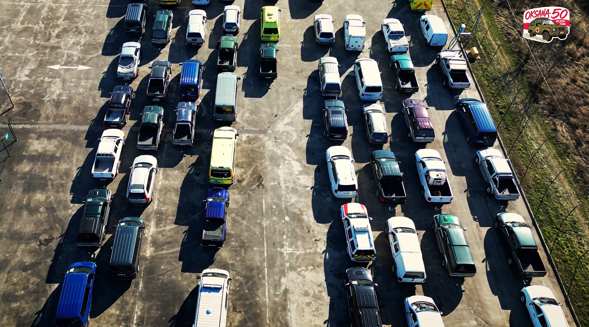 Чеська організація Dárek pro Putina передала Україні 72 евакуаційні автомобілі