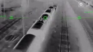 Дронщики СБС знищили потяг з паливом на Луганщині