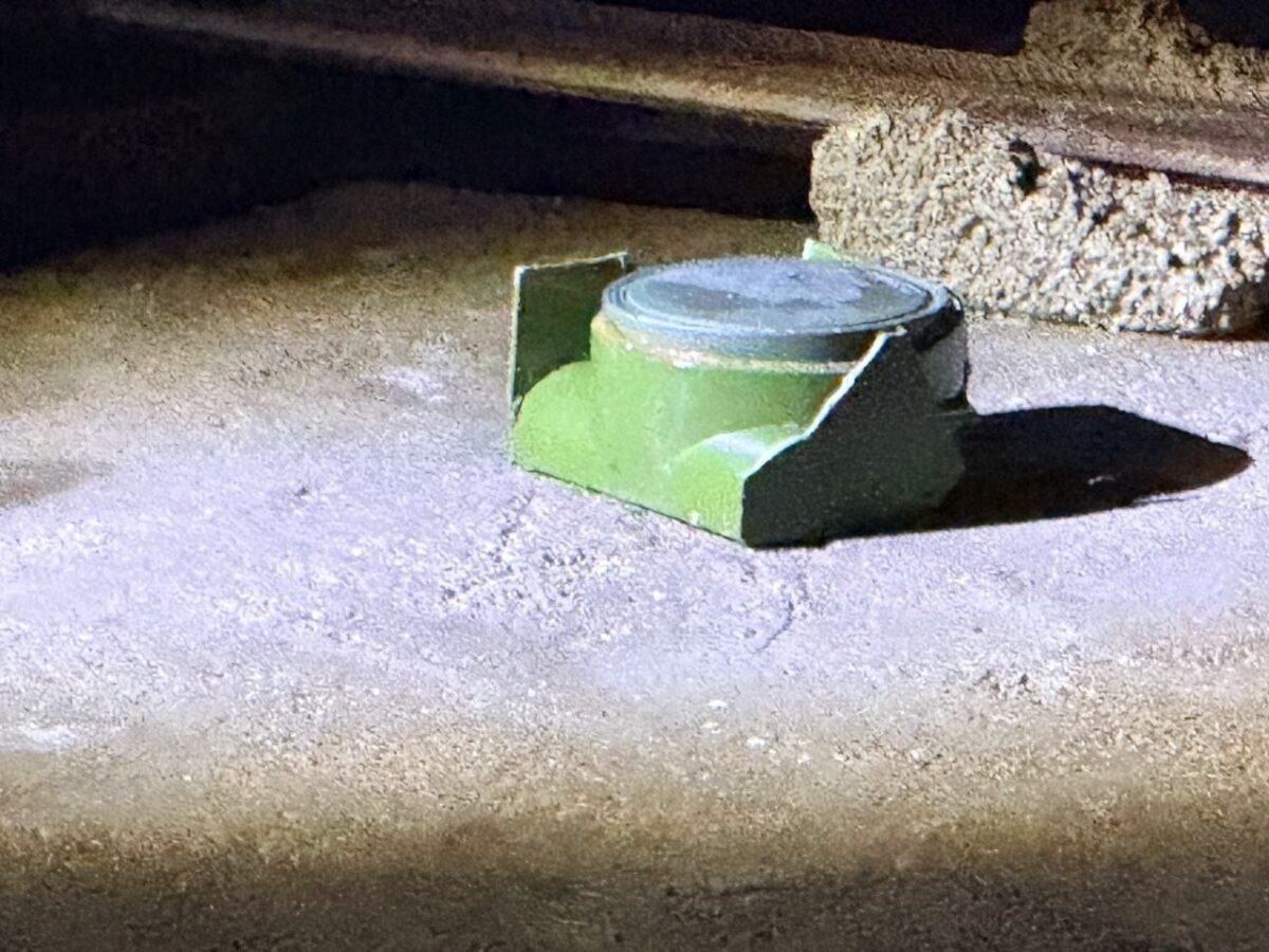 США дистанційно мінують імовірні місця розташування іранських ракетних систем