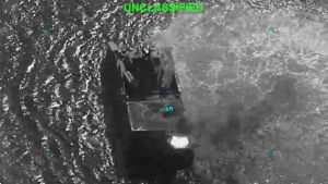 США уразили іранський ракетний корвет-катамаран класу Shahid Soleimani