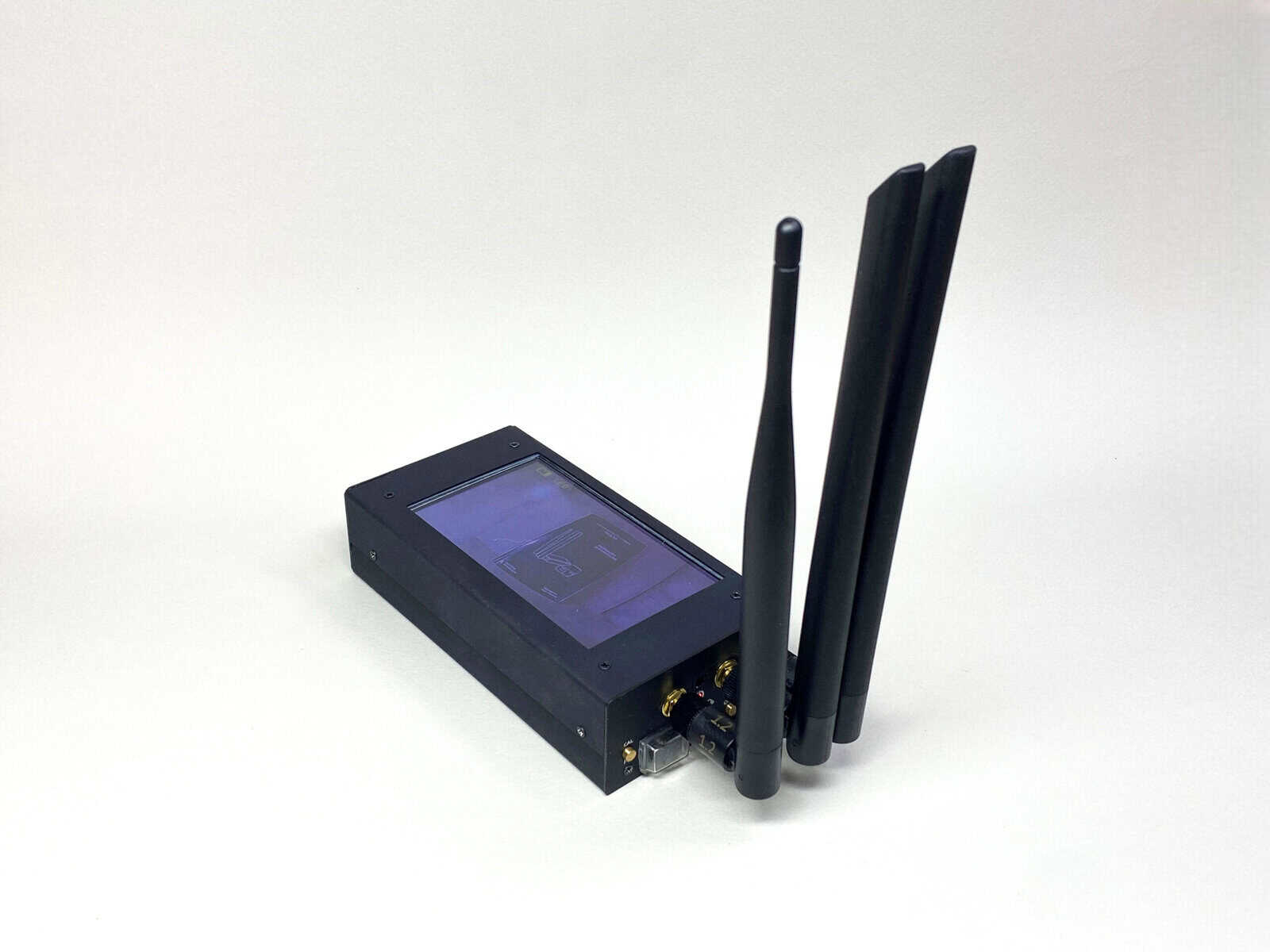 Детектор дронів Obriy 1.4C. Джерело: Компанія Kara Dag Technologies