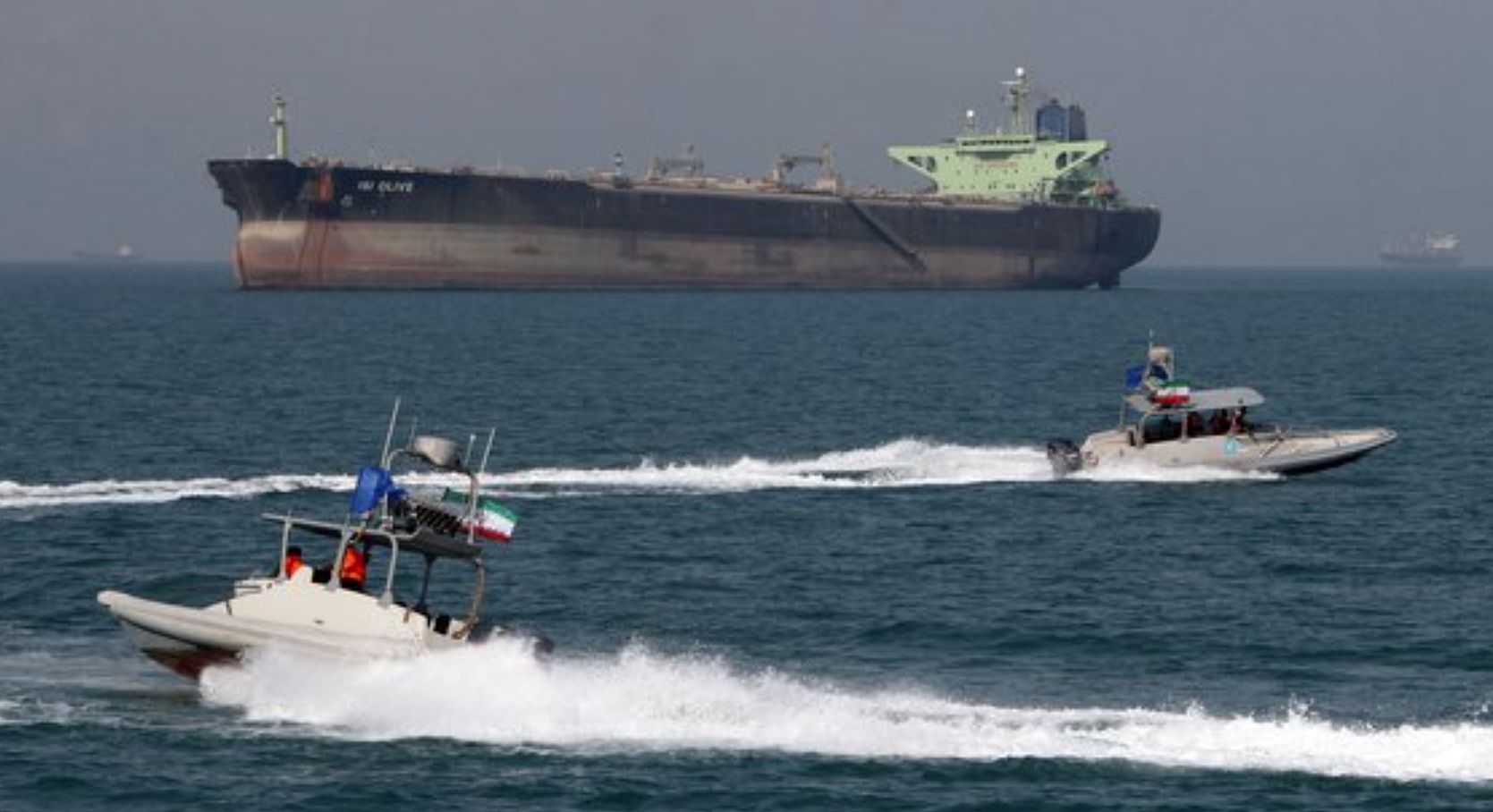 IRGC Imposes Toll on Strait of Hormuz Within Missile Coverage Zone