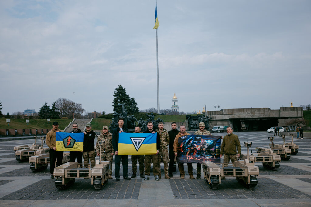 Військові