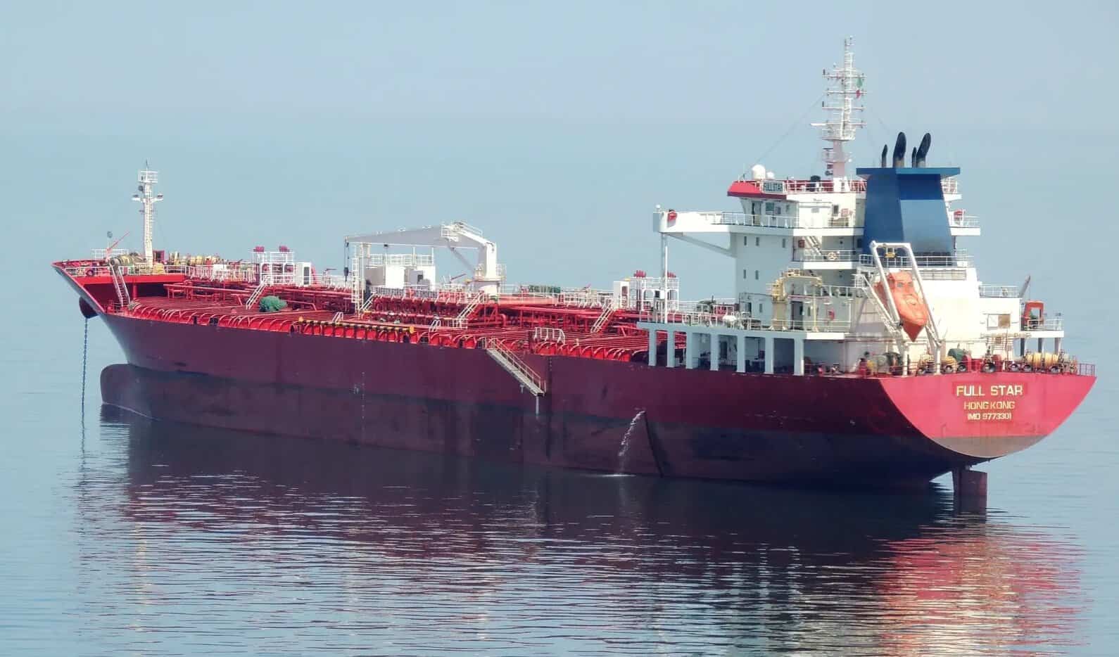 Chinese Vessel Rich Starry Returns to Strait of Hormuz at U.S. Navy’s Request