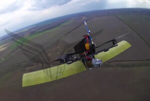 Росіян почали атакувати крилаті FPV-квадрокоптери