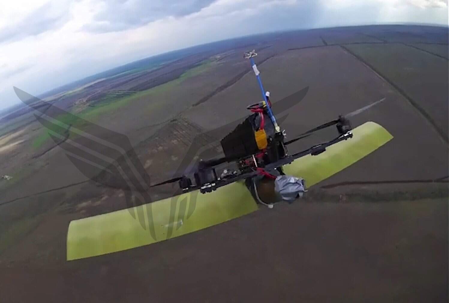 Росіян почали атакувати крилаті FPV-квадрокоптери