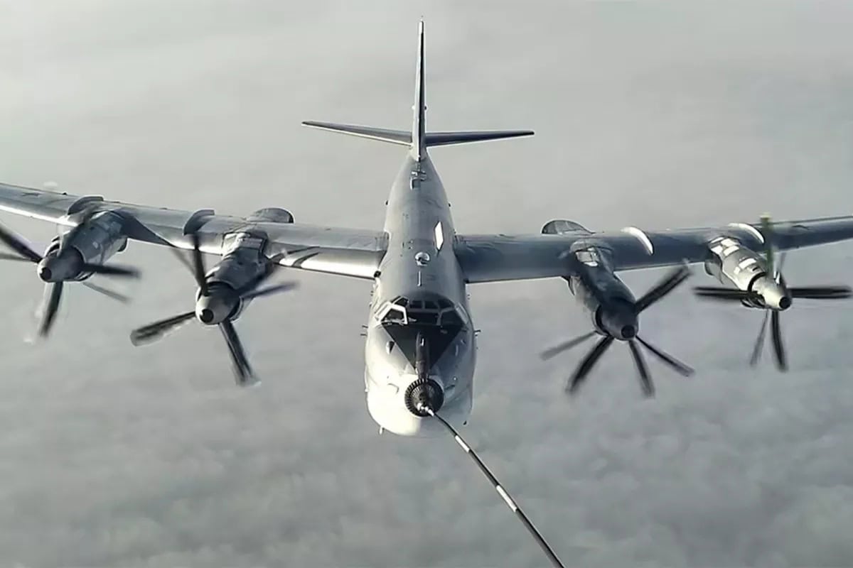 Russia Attacks Ukraine with Kh-101 Cruise Missiles During Daytime