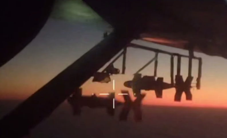 A training launch of Merops interceptor drones from an Antonov An-28 on April 23, 2026 (source: aero.tim).