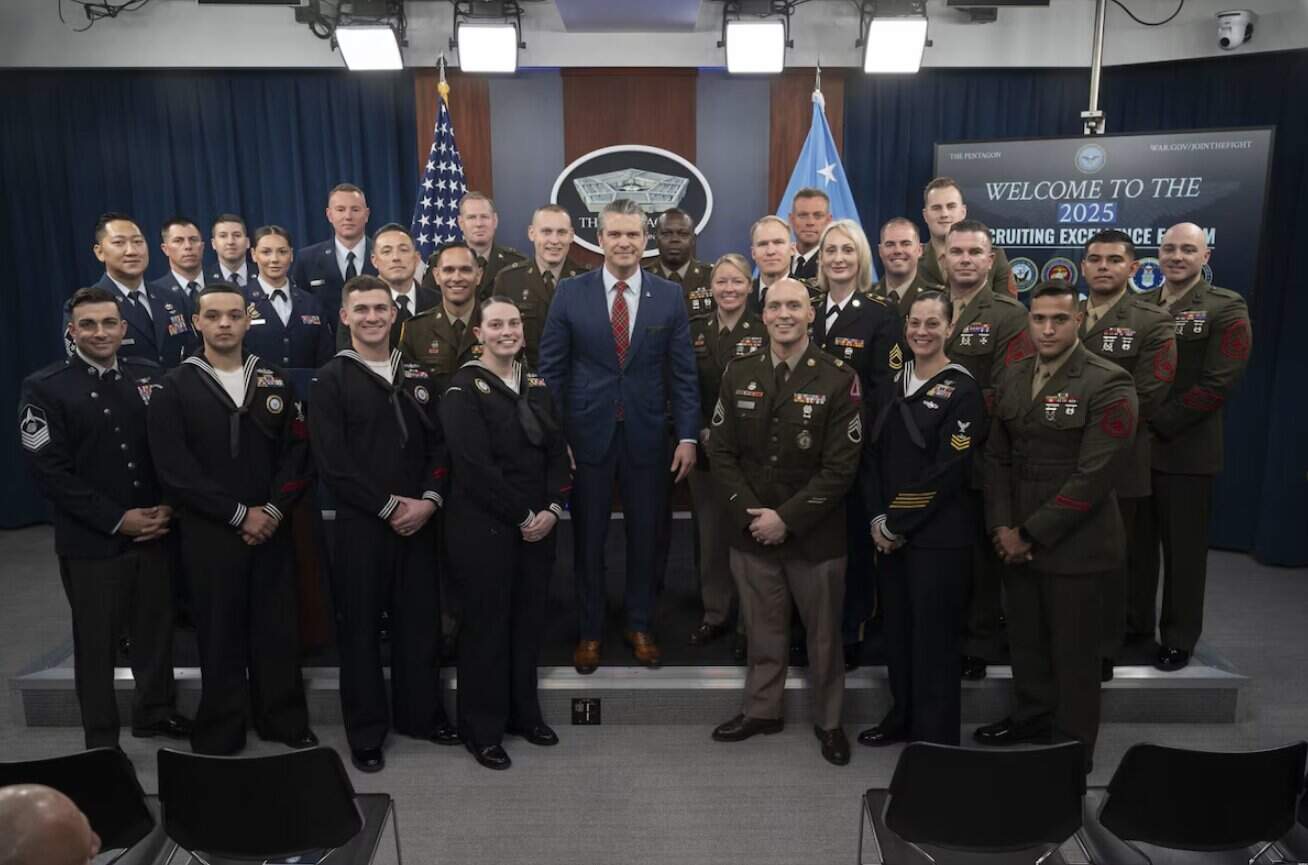 US Secretary of War Hegseth May Block Promotions for Women and Black Officers