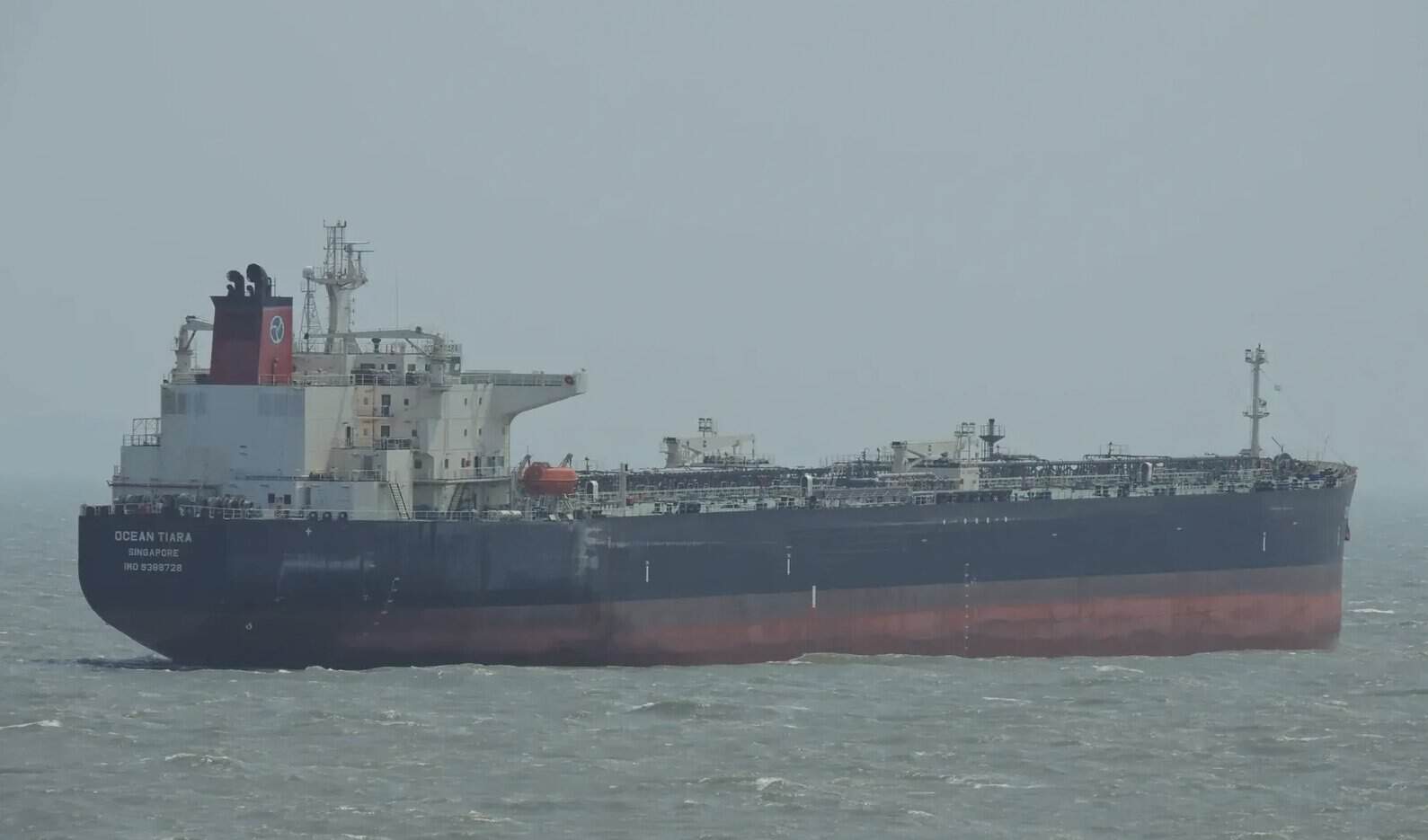 Number of Baltic Sea Tankers at Anchor Drops Sharply