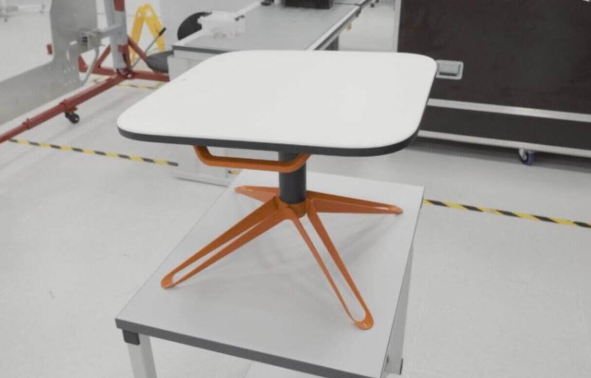 Термінал російського супутникового зв'язку «Рассвет». Джерело: компанія «Бюро 1440» 