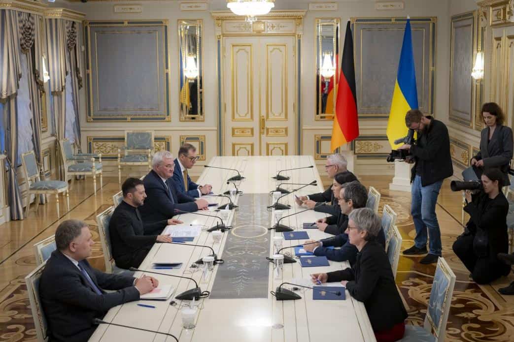 Volodymyr Zelensky meets German Foreign Minister. April 2025. Photo credits: OP
