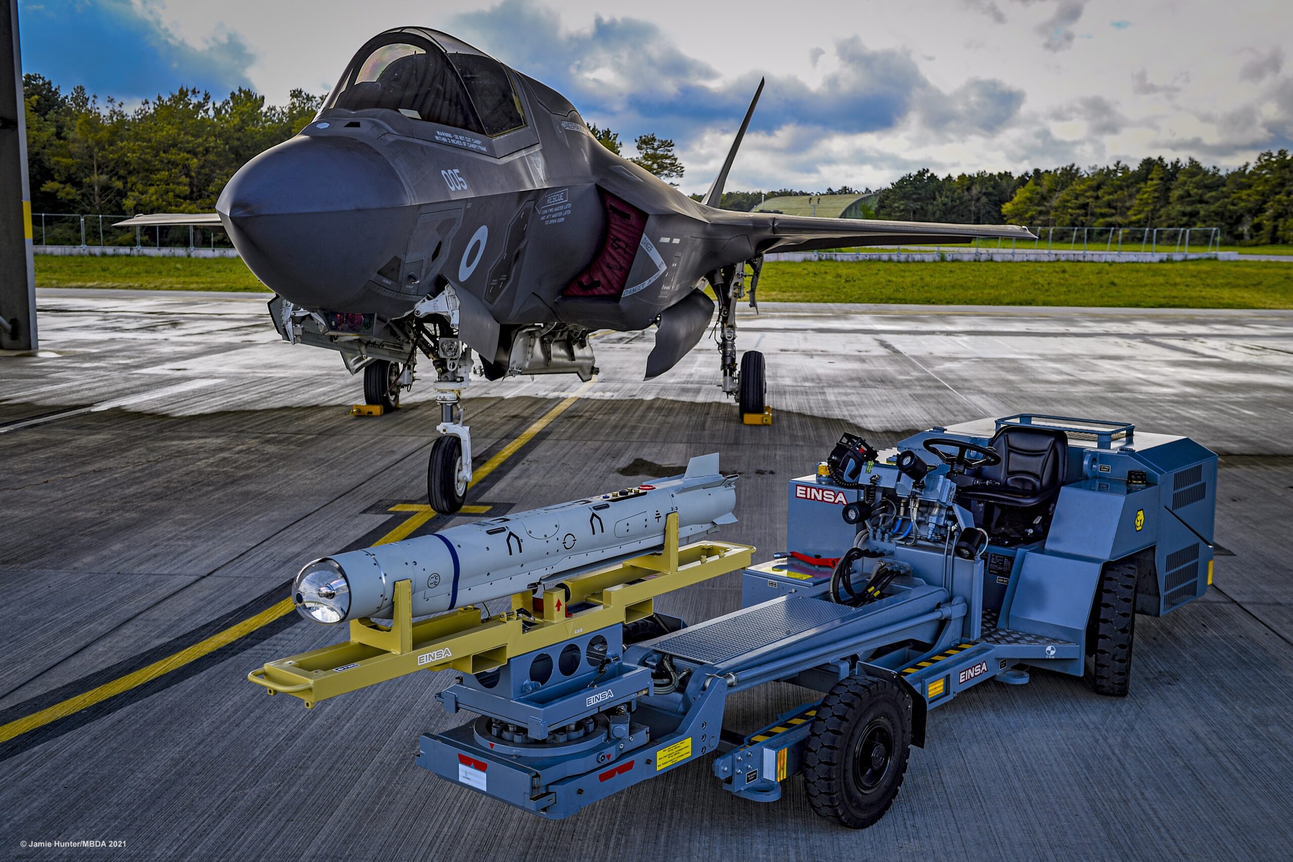 An F-35 fighter with a Spear 3 cruise missile. Photo credits: Royal Air Force