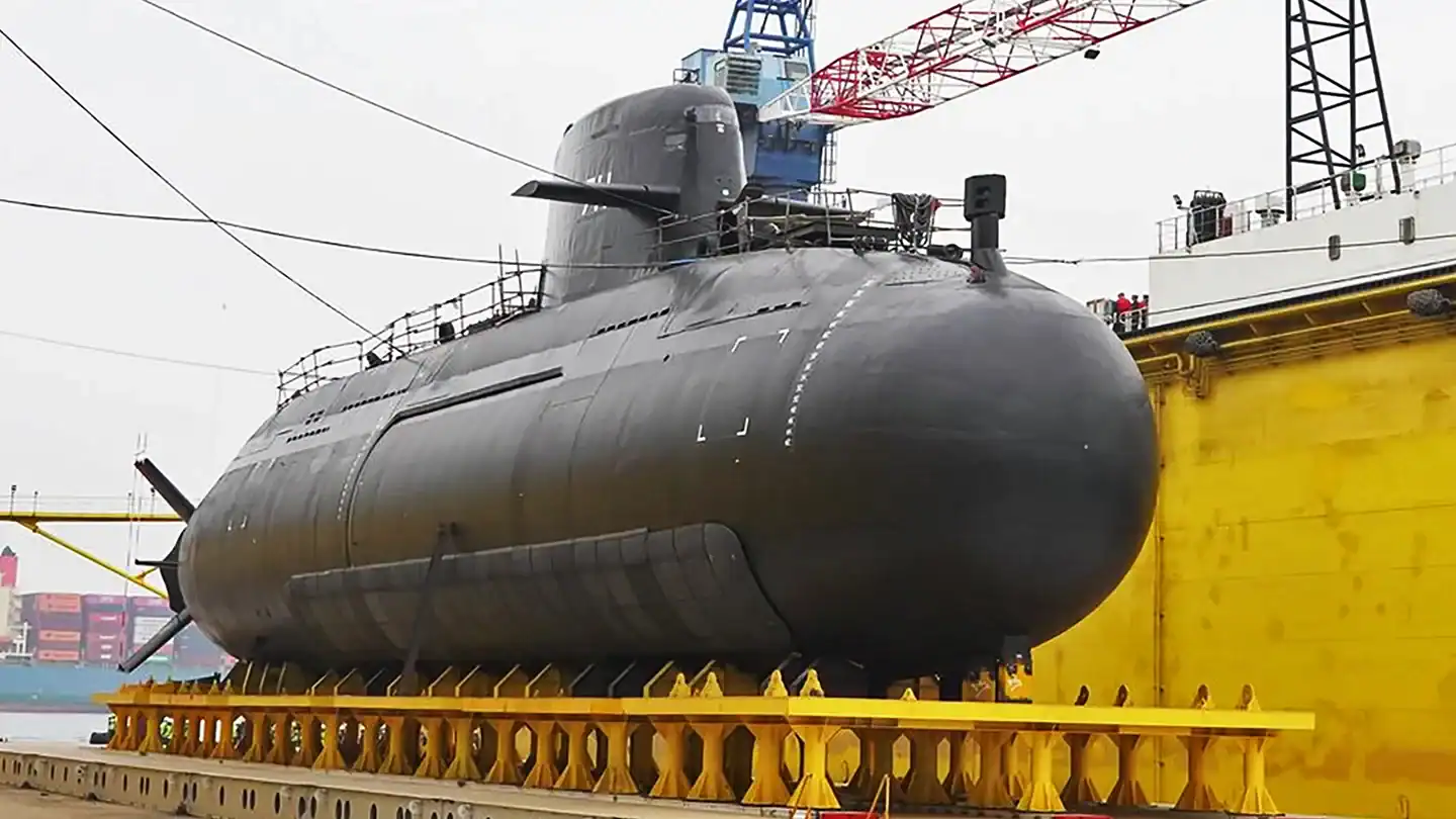 Перший національний тайванський підводний човен Narwhal здійснив пуски торпед