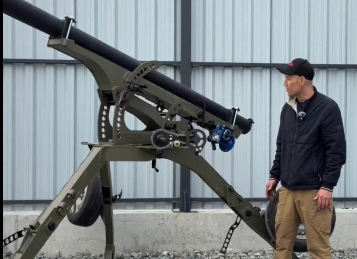 Russians Upgraded Their Homemade Kozerog Rocket Launcher to 1M Version