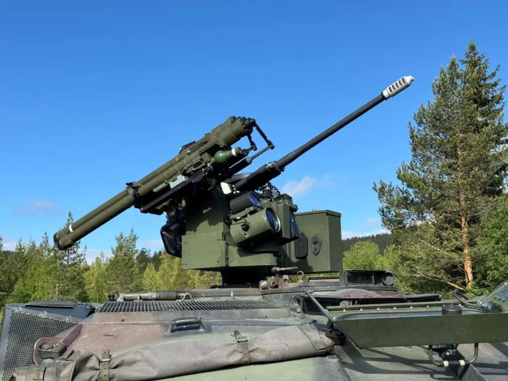 ПЗРК PIORUN на бойовому модулі PROTECTOR RS6 що встановлений на БТР Mowag Piranha 8x8. Фото MESKO