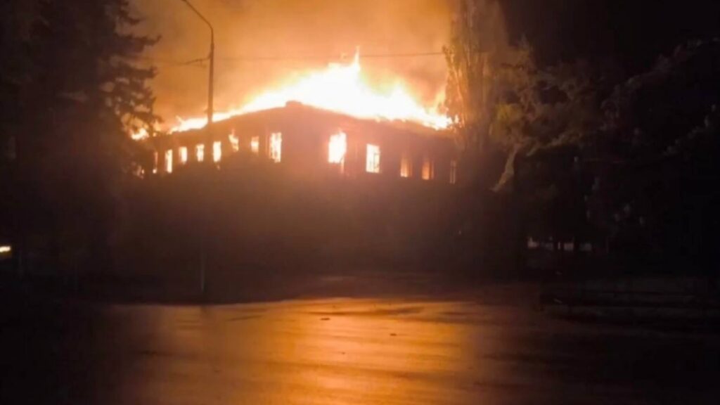 Fire in temporarily occupied Snizhne, Donetsk region. May 19, 2026. Source: Exilenova+