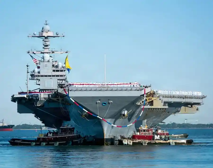 Рекордний похід: авіаносець USS Gerald R. Ford повернувся до США після 326 днів бойового чергування