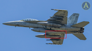 F/A-18F Super Hornet вперше помітили з новою ракетою AIM-260 — наступницею AIM-120