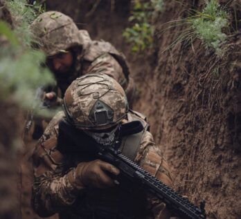 Ukrainian servicemen in combat. Photo credits: General Staff of the Armed Forces of Ukraine