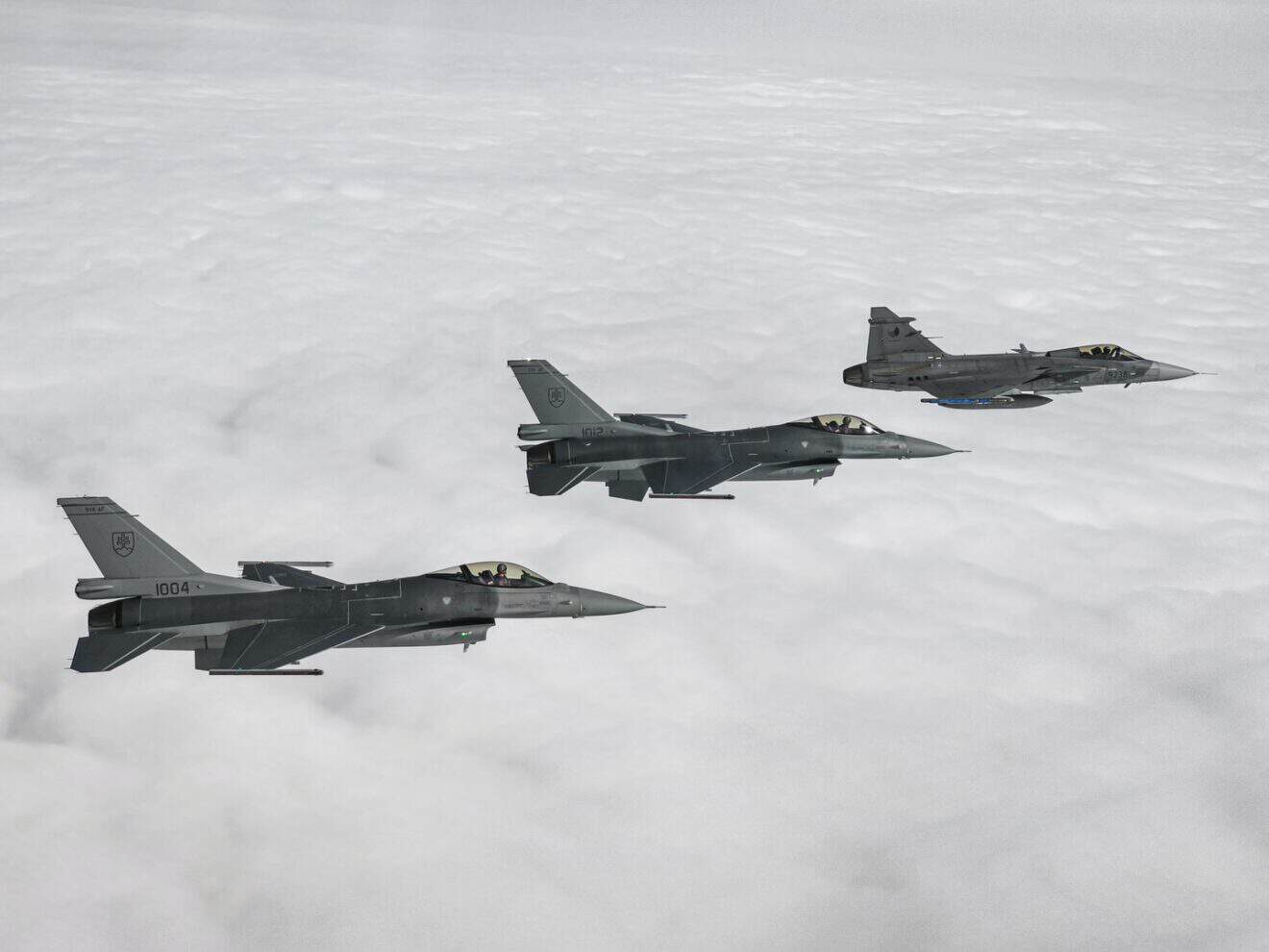 Словацькі F-16 залучать до патрулювання повітряного простору Балтії
