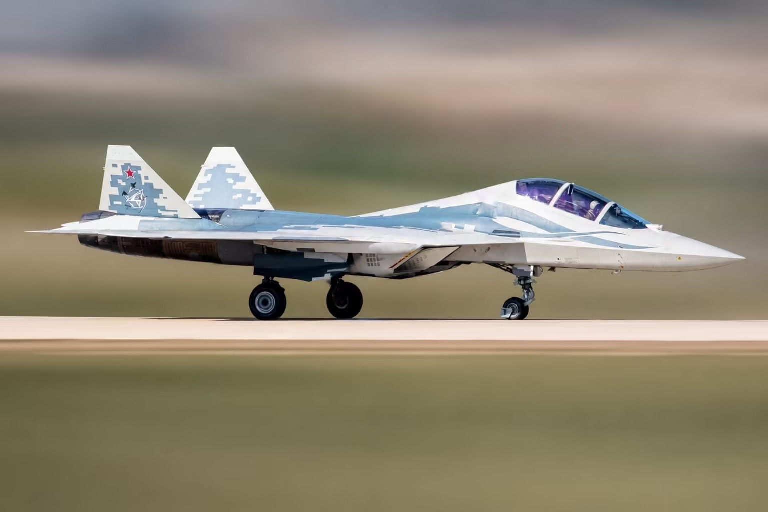 Russia Shows Su-57D Two-Seat Fighter Jet for First Time