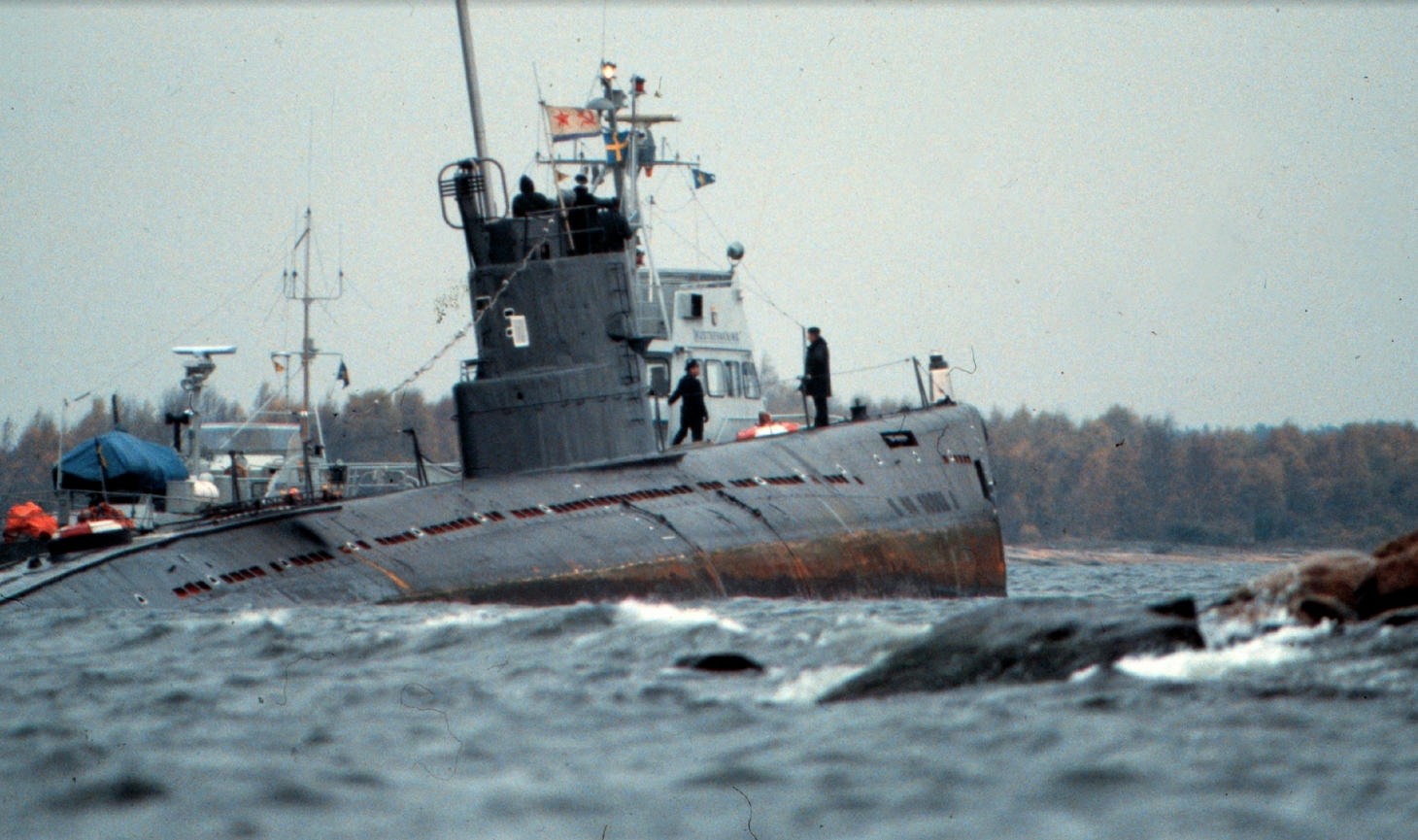 Soviet S-363 (U137) submarine aground near Sweden. 1981