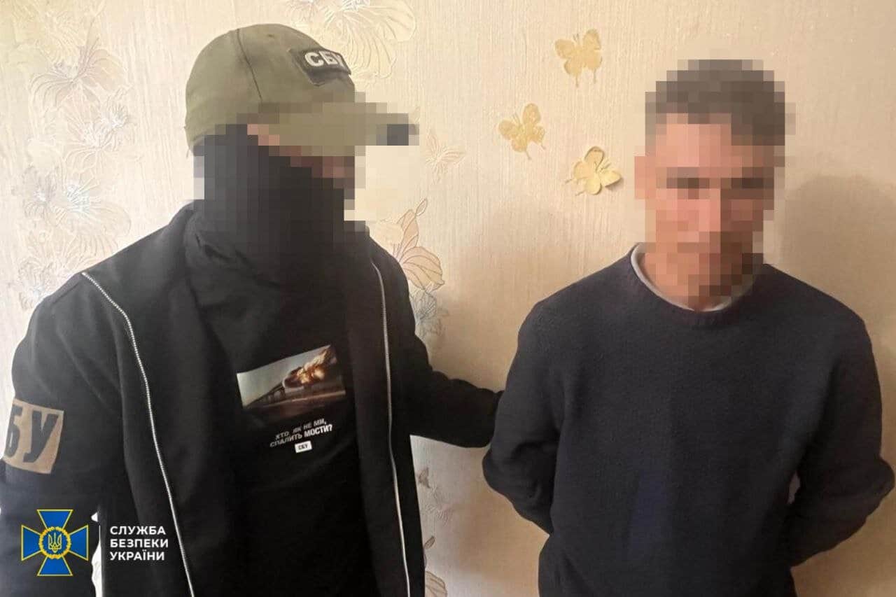 The detained Russian agent who was supposed to kill a Ukrainian Navy officer in Odesa. May 9, 2026. Photo credits: SSU