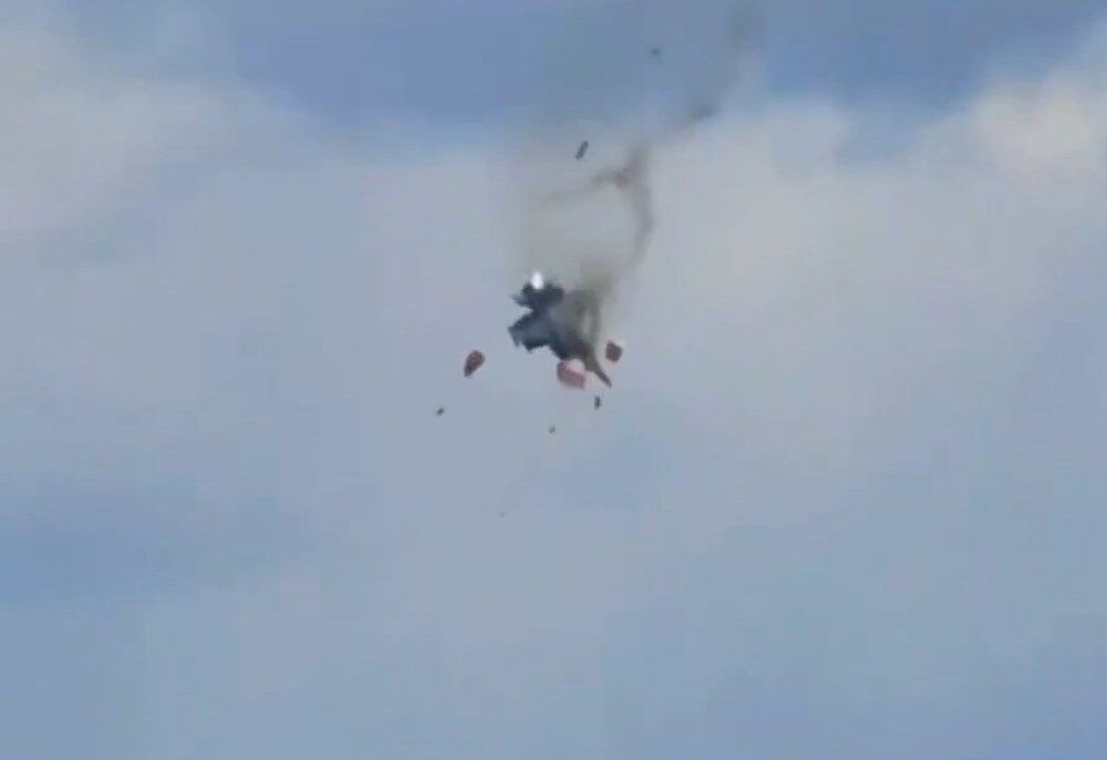 Two EA-18G Growler Electronic Warfare Jets Collide in U.S.; Pilots Eject