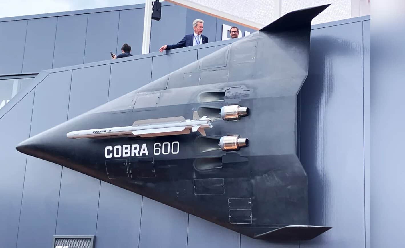 Дрон Cobra 600 з ракетою IRIS-T. Червень 2026. Фото: Thomas Newdick