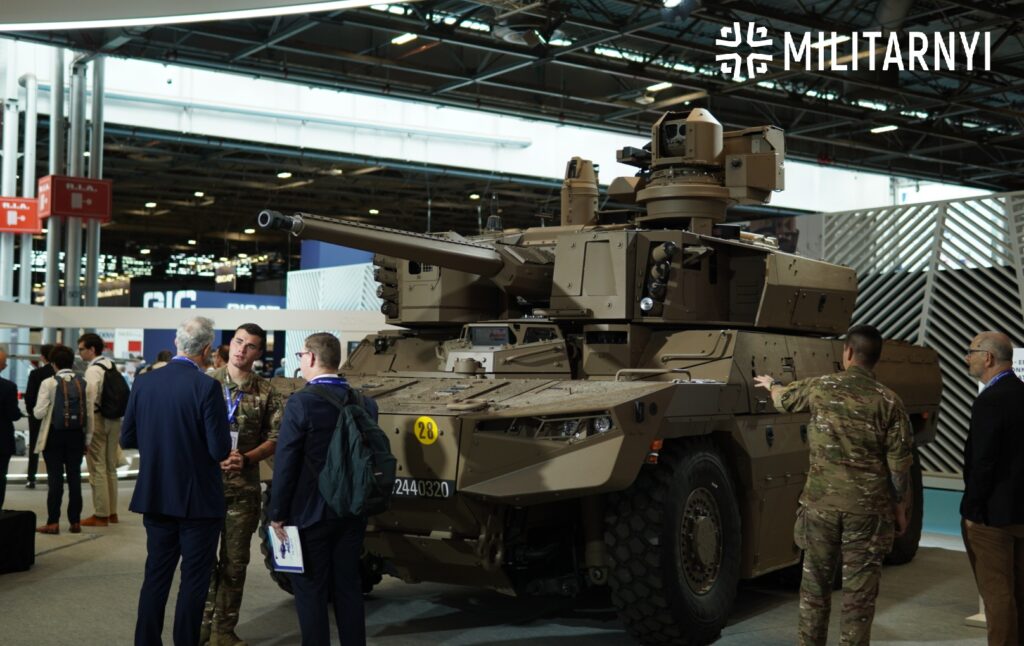 EBRC Jaguar на виставці Eurosatory 2026. Фото: Мілітарний
