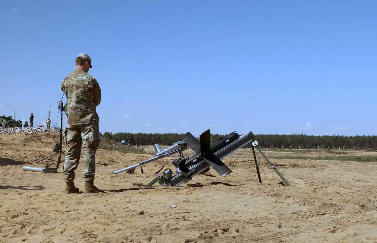 Запуск дрона HX-2 військовими армії США. Фото: US Army.