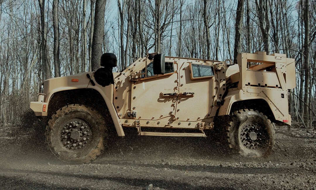AM General зриває контракт на постачання нових бронемашин JLTV для армії США
