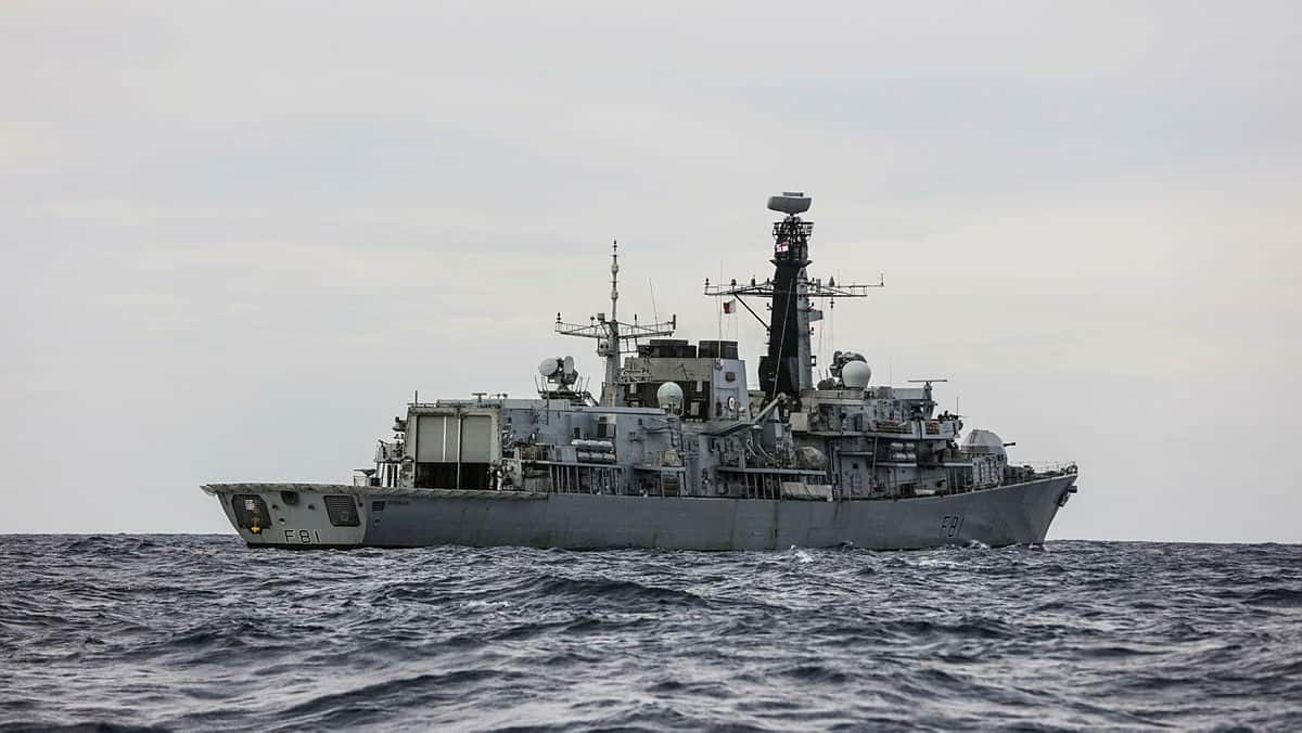 Протичовновий фрегат Королівського флоту HMS Sutherland.