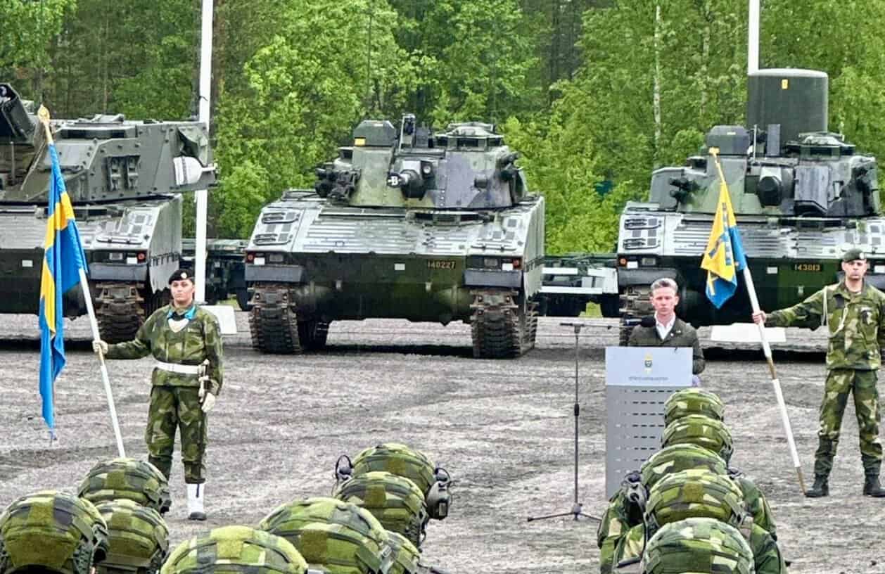 NATO Strengthens Defense Near Russia with New Combat Group in Finland