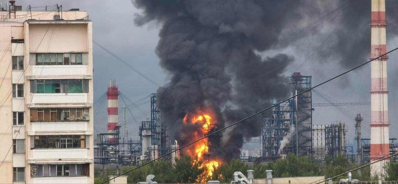 Ukrainian Drones Strike Moscow Oil Refinery, Triggering Fire