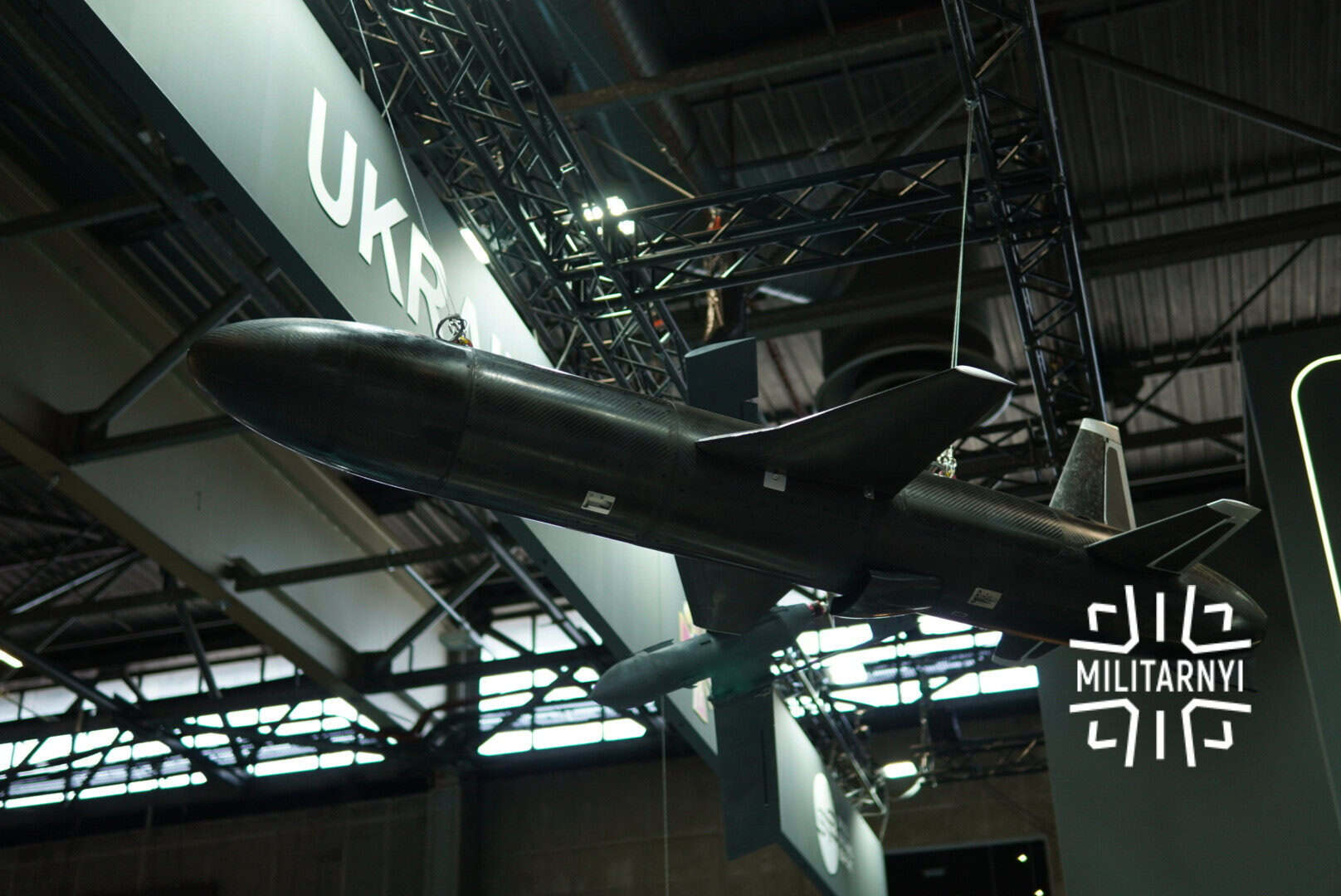«Укроборонпром» показав реактивний ударний БПЛА UAV-290 на виставці Eurosatory