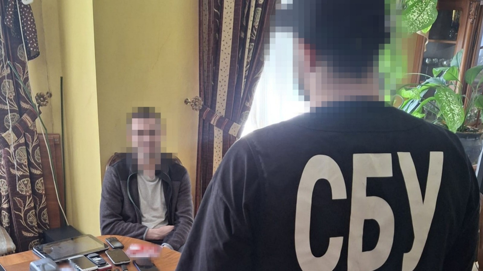 На Закарпатті затримали шпигуна, який через батька в РФ зливав дані про оборонні заводи