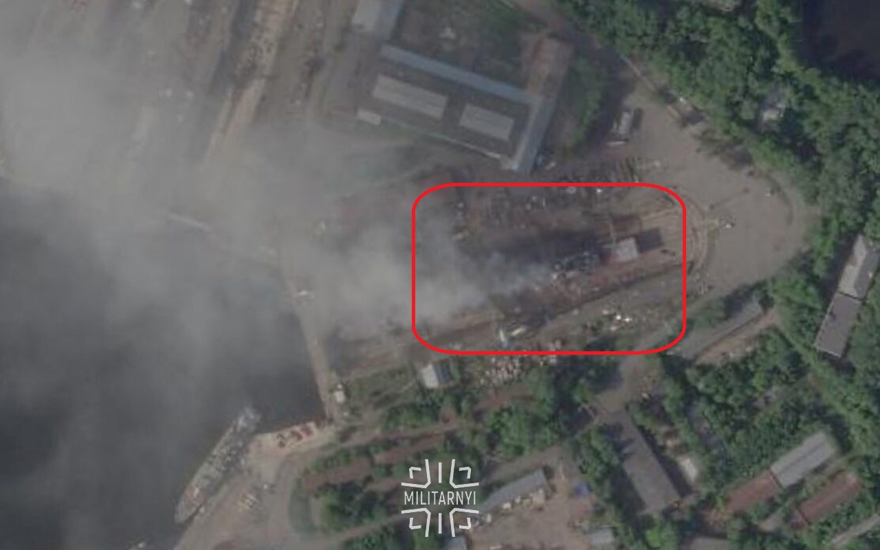 Russian Corvette Boikiy Likely Suffers Severe Superstructure Damage in Fire, Satellite Images Show