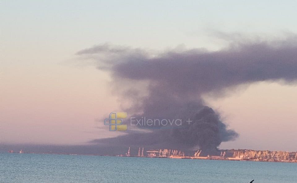Thick smoke over the port of Mariupol. June 6, 2026. Photo credits: Exilenova+