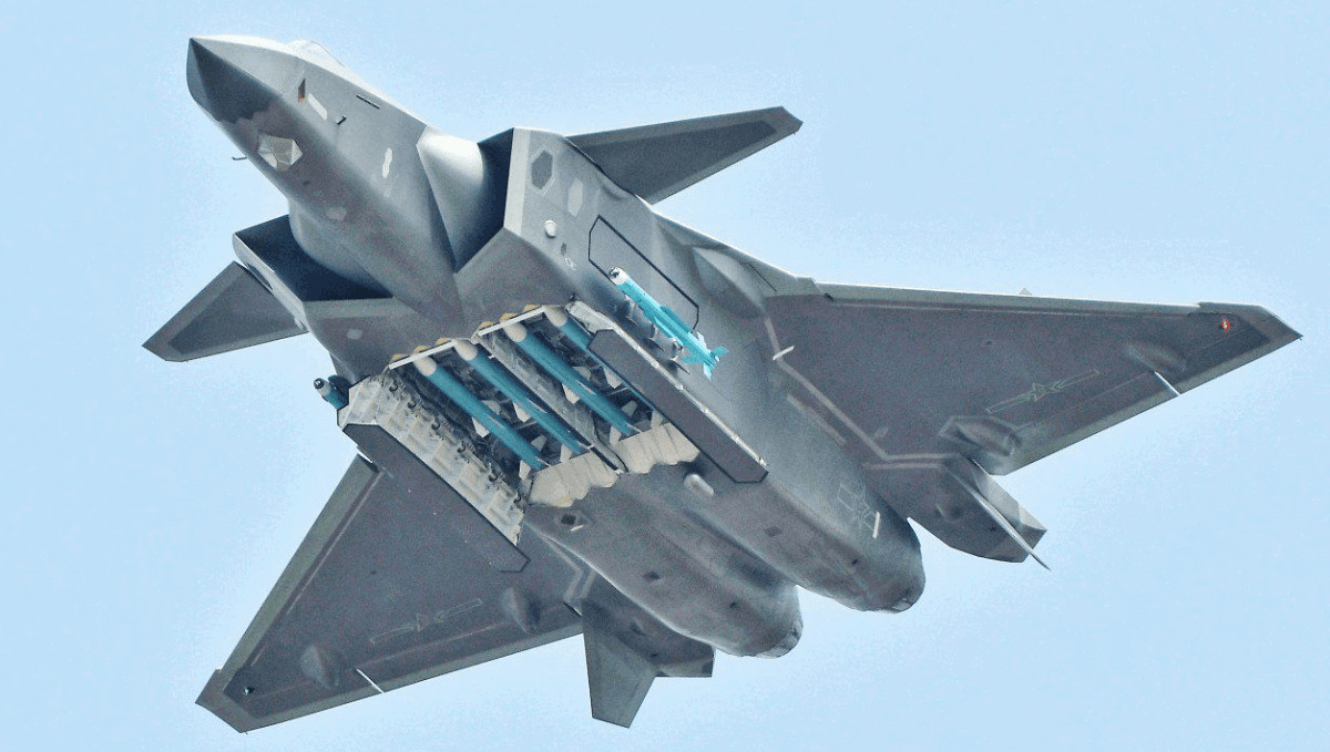 China’s J-20 Fleet Tops U.S. F-22 Numbers — Could Reach 1,000 by 2030