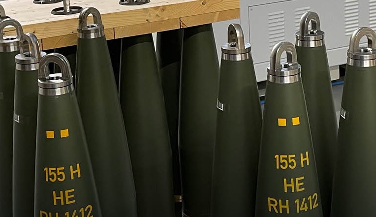 Rheinmetall Delivered 155-mm Shells to Ukraine For the First Time From Its New Factory in Unterlüs