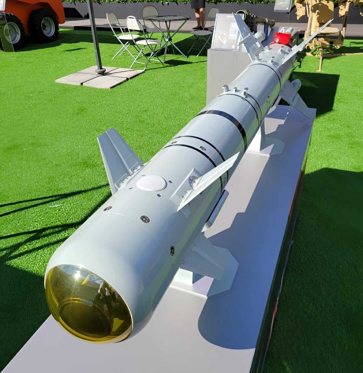 Російська ракета «ЛМУР» демонструється під час виставки 