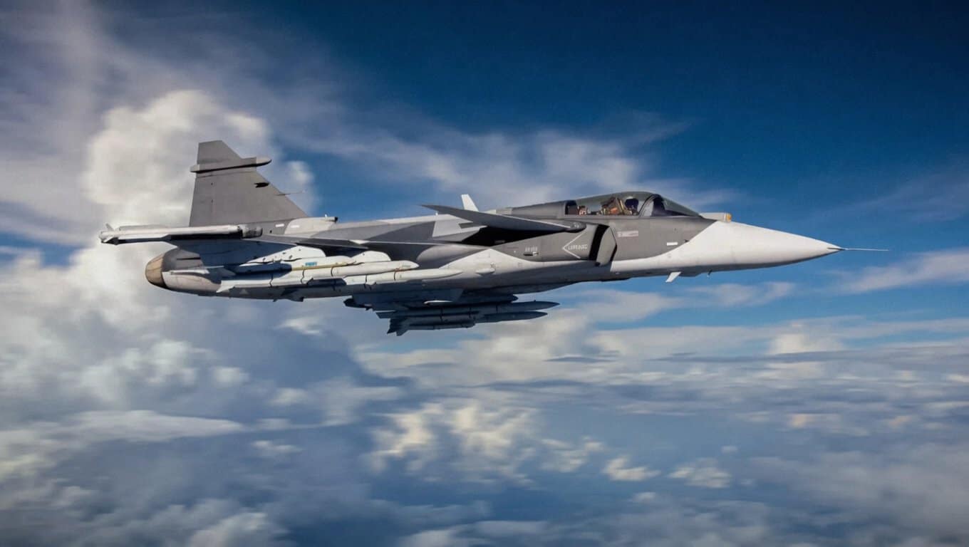 ЄС виділив кошти на закупівлю 16 винищувачів Gripen для України