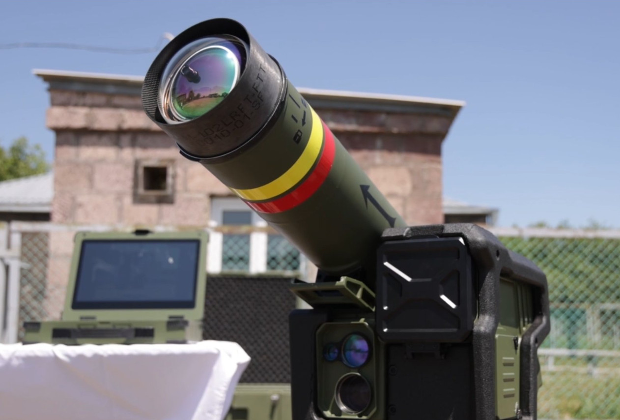 Вірменія представила ПТРК Nizak, який схожий на китайський GAM-102LR