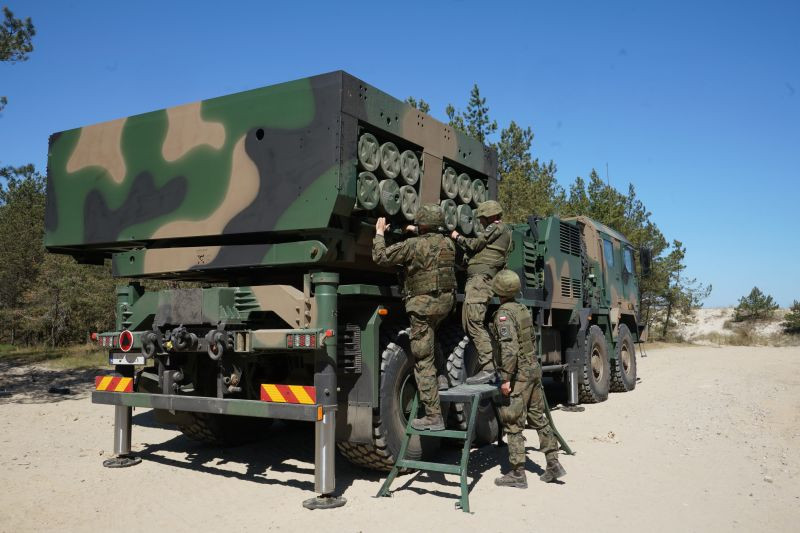 У Польщі почали будівництво заводу снарядів до РСЗВ HOMAR-K