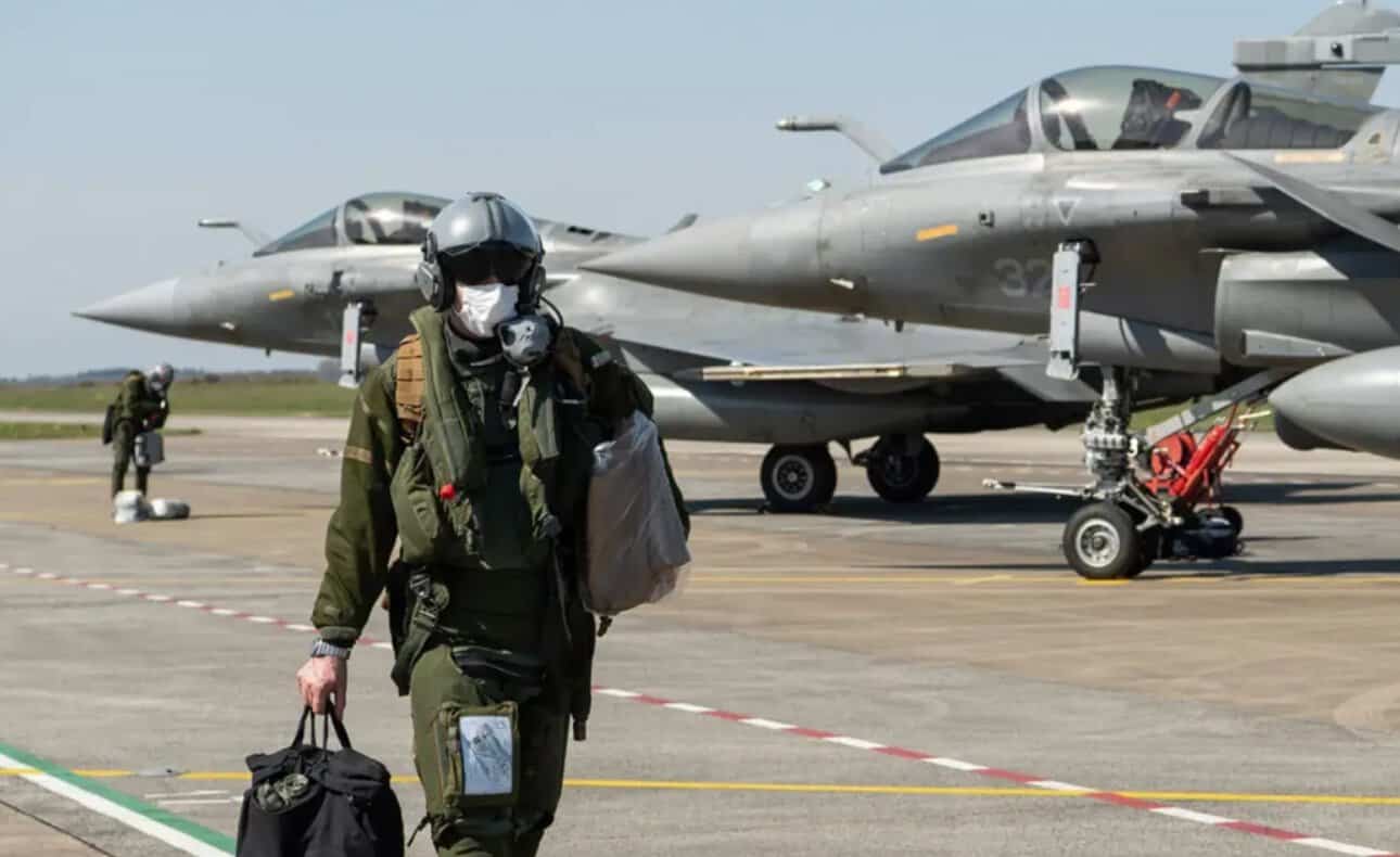 France To Begin Training Ukrainian Pilots on Rafale This Year