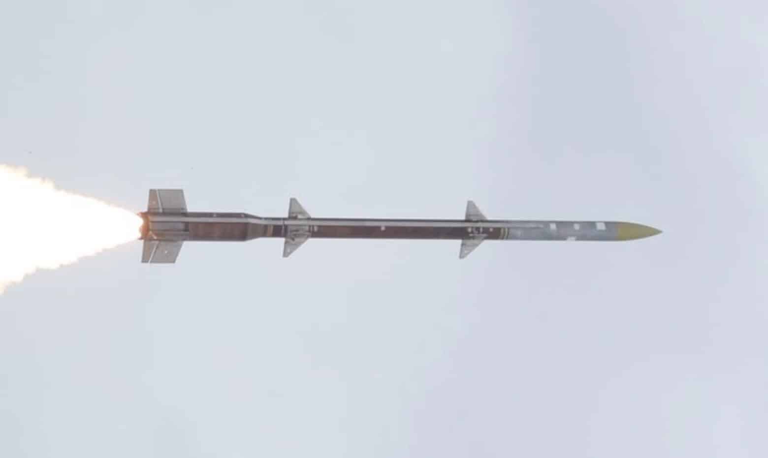 Заміна російським С-400: Індія випробувала далекобійну зенітну ракету Kusha